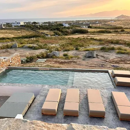 The Nine Graces -villa Astarte, Sea Views, Private Pool And Jacuzzi Naxos City