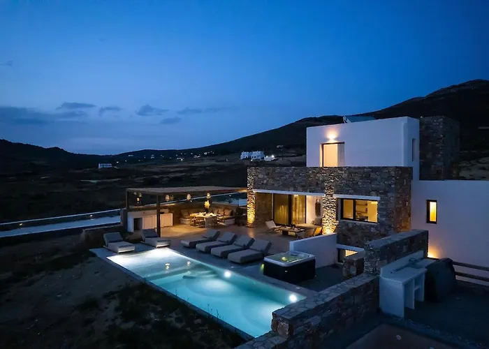 Villa The Nine Graces -villa Astarte, Sea Views, Private Pool And Jacuzzi Naxos City