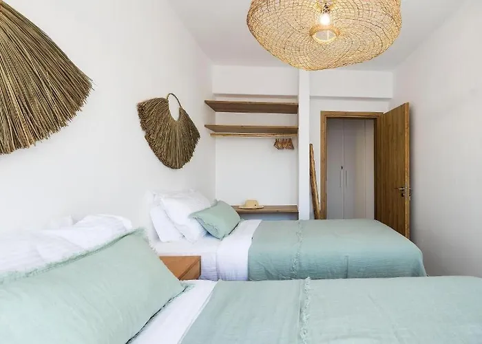 The Nine Graces -villa Astarte, Sea Views, Private Pool And Jacuzzi Naxos City