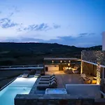 The Nine Graces -villa Astarte, Sea Views, Private Pool And Jacuzzi Naxos City