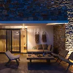 Villa The Nine Graces -villa Astarte, Sea Views, Private Pool And Jacuzzi